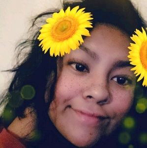 Meet your Posher, Rocio